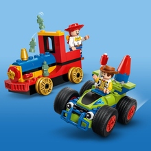 Конструктор LEGO Disney Pixar Святкування з Історії іграшок: поїзд та авто для гонок 206 деталей (43264)