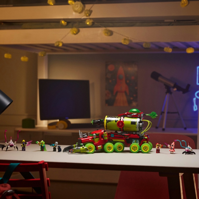 Фото Конструктор LEGO Dreamzzz Грузовик Матео с аэрозольной краской 929 деталей (71499)