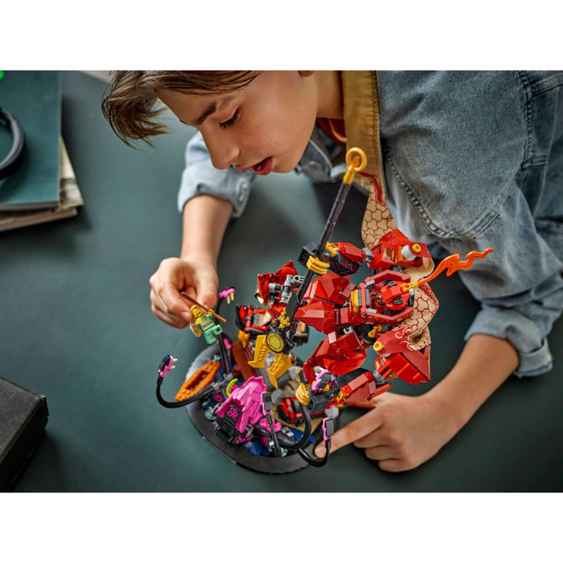 В Україні Конструктор LEGO Ninjago Робот Вогняного Лицаря 996 деталей (71846)