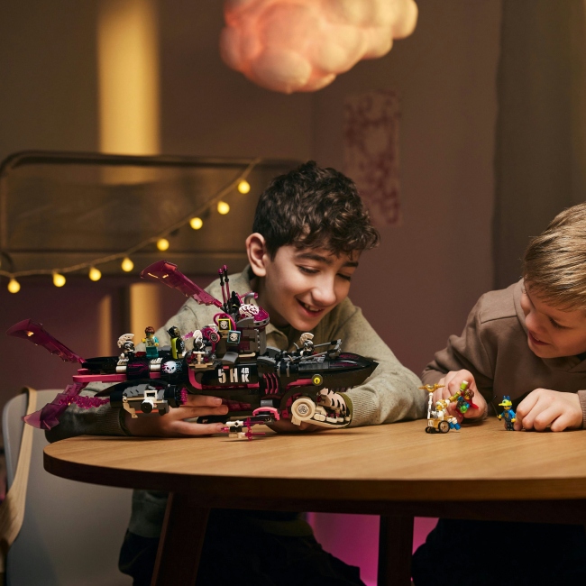 Зовнішній вигляд Конструктор LEGO Dreamzzz Жахливий підводний човен Акула 1413 деталей (71500)