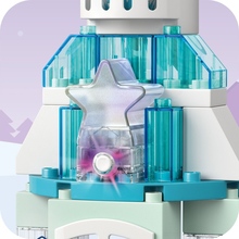 Конструктор LEGO DUPLO Disney Вечеринка в ледяном дворце Эльзы и Анны 54 детали (10455)