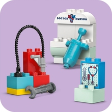 Конструктор LEGO DUPLO Disney Визит МакКвина в гараж Дока 35 деталей (10456)