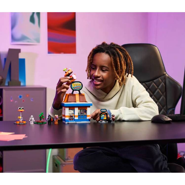 Зображення Конструктор LEGO Fortnite Durrr Burger 546 деталей (77076)