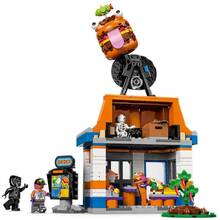 Конструктор LEGO Fortnite Durrr Burger 546 деталей (77076)