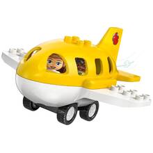 Конструктор LEGO DUPLO Town Впервые в аэропорту 23 детали (10443-)