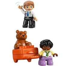 Конструктор LEGO DUPLO Town Впервые в аэропорту 23 детали (10443-)