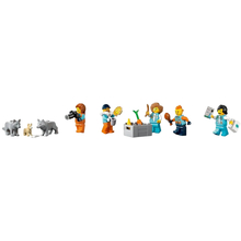Конструктор LEGO City Арктический исследовательский грузовик с научной лабораторией (60471)