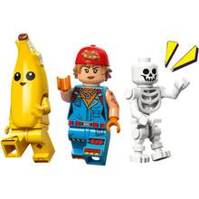 Конструктор LEGO Fortnite Лагерь Peely и Sparkplug 250 деталей (77075)