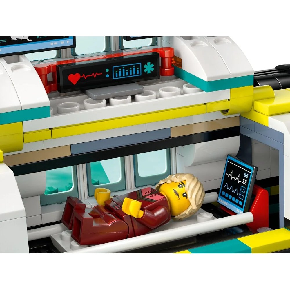 Заказать Конструктор LEGO City Самолет скорой помощи (60465)