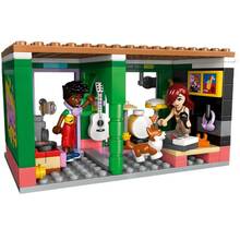 Конструктор LEGO Friends Музичний магазин та квартира 483 деталі (42653)