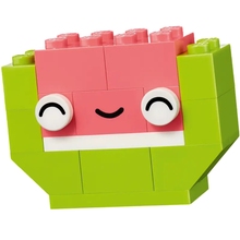 Конструктор LEGO Classic Творческие друзья с едой (11039)