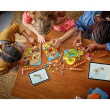 Конструктор LEGO Friends Пляжний курорт для сімейного відпочинку 1140 деталей (42673)