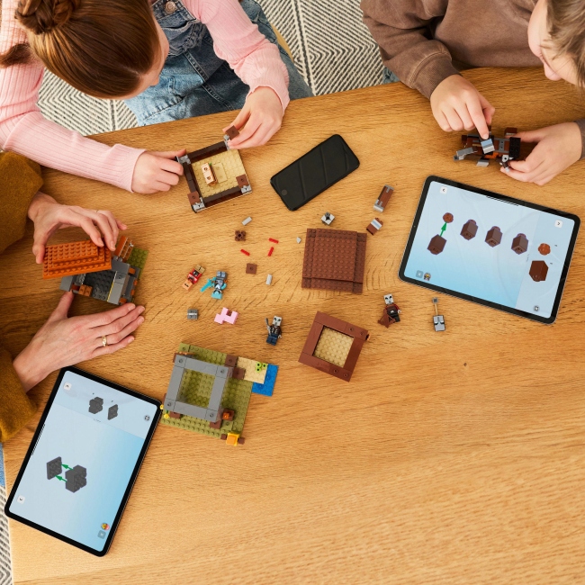 Конструктор LEGO Minecraft Аванпост разбойников и опустошитель (21278) Серия Lego Minecraft
