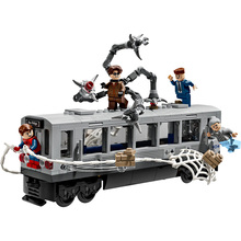 Конструктор LEGO Marvel Людина-Павук проти Дока Восьминога: Сцена в метро (76321)
