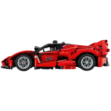 Конструктор LEGO Technic Ferrari FXX K (42212)
