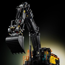 Конструктор LEGO Technic Volvo EC500 Hybrid (42215)