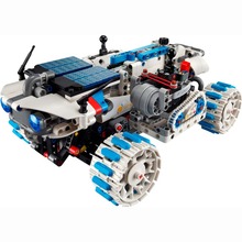 Конструктор LEGO Technic Місяць Lunar Outpost Космічний корабель (42211)