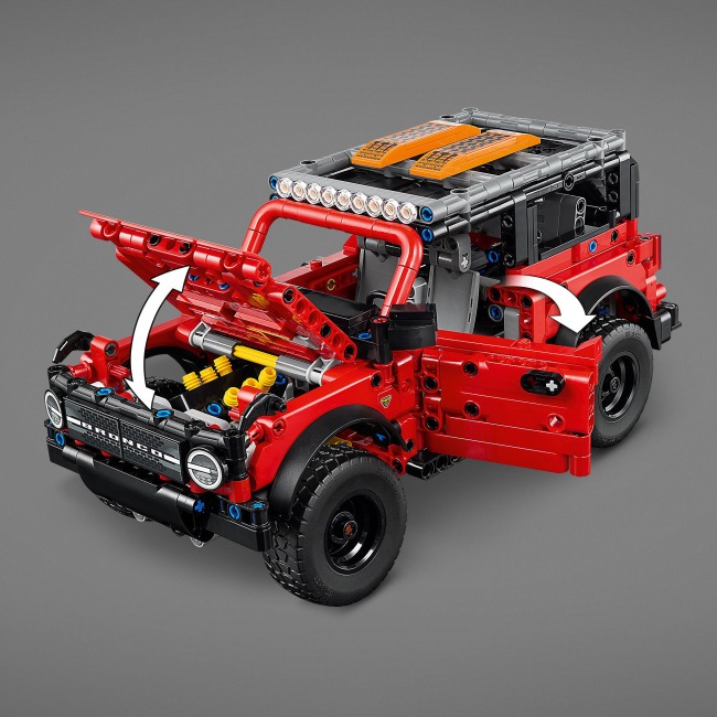 Конструктор LEGO Technic Позашляховик Ford Bronco (42213) Тематика транспорт