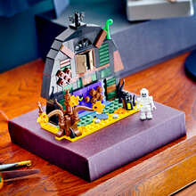 Конструктор LEGO Хэллоуинская кладовая 205 эл (40721)