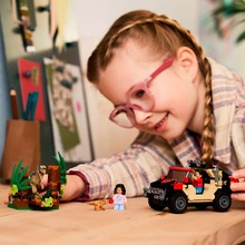 Конструктор LEGO Jurassic World Втеча по бездоріжжю від раптора 285 ел (76972)