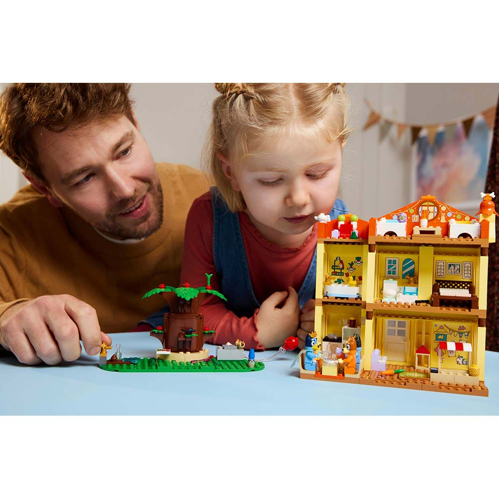 Фото Конструктор LEGO Bluey Сімейний будинок Блуї (11203-)
