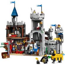 Конструктор LEGO Creator Середньовічний замок з лицарем на коні 1371 ел (31168)