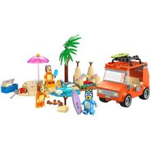 Конструктор LEGO Bluey Пляж та сімейна поїздка на автомобілі Блуї 133 ел (11202)
