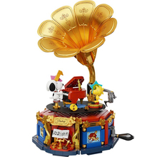 Конструктор PANTASY Snoopy Фонограф (86911)