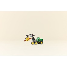 Конструктор LEGO Technic Колесный комбайн John Deere 1470H 117 деталей (42218)