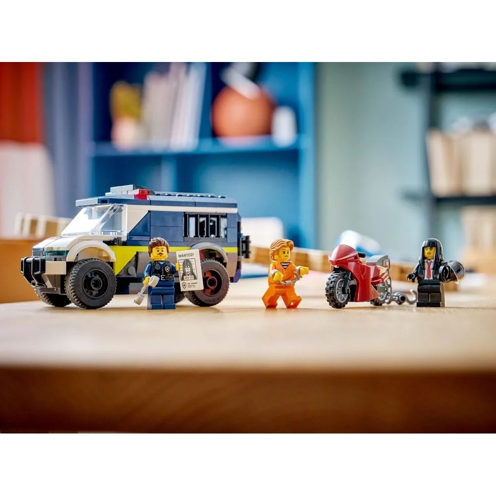 Замовити Конструктор LEGO City Поліцейський фургон для перевезення ув'язнених 198 деталей (60479)