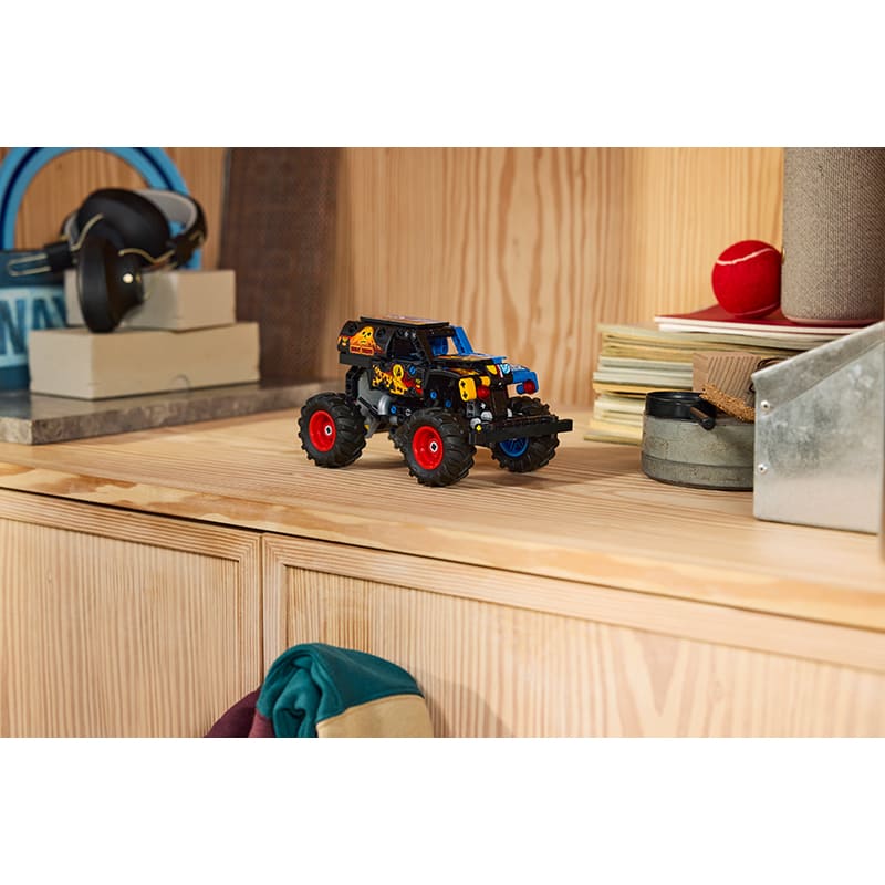 Фото Конструктор LEGO Technic Monster Jam Grave Digger Вогонь та лід 263 деталі (42219)