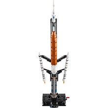 Конструктор LEGO Technic Ракета із системою космічного запуску NASA Artemis 632 деталі (42221)