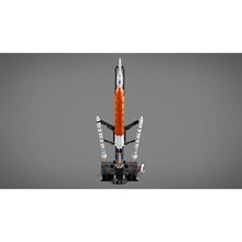 Конструктор LEGO Technic Ракета із системою космічного запуску NASA Artemis 632 деталі (42221)