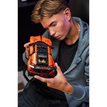 Конструктор LEGO Technic Гіперкар Bugatti Chiron Pur Sport 771 деталь (42222)