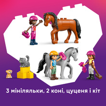 Конструктор LEGO Friends Конюшня та академія верхової їзди 735 ел (42688)