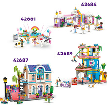 Конструктор LEGO Friends Модний показ у Хартлейк-Сіті 410 ел (42685)