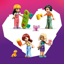 Конструктор LEGO Friends Сімейний будинок Ліан 946 ел (42687)