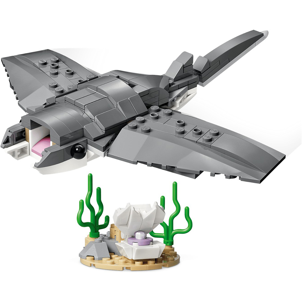 Конструктор LEGO Creator Лютая акула со сундуком сокровищ (31381) Тематика подводный мир