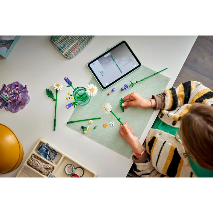 Конструктор LEGO Botanicals Ромашки 133 деталі (11508) Серія Lego Botanicals