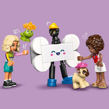 Конструктор LEGO Friends Фургон с аксессуарами для питомцев 237 деталей (42678)
