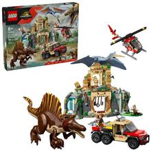Конструктор LEGO Jurassic World Повітряна місія зі спинозавром та кетцалькоатлем 984 деталі (76976)