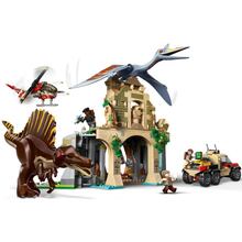 Конструктор LEGO Jurassic World Повітряна місія зі спинозавром та кетцалькоатлем 984 деталі (76976)