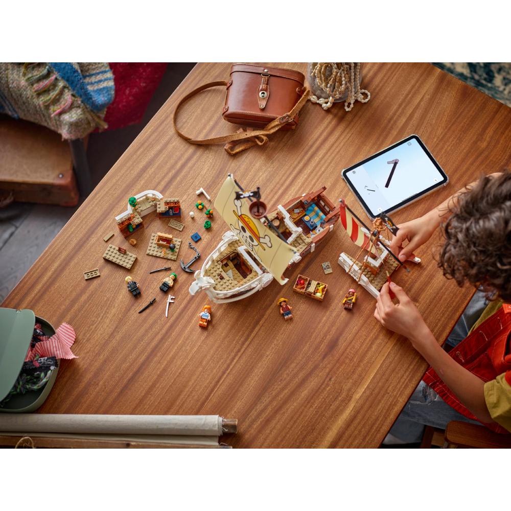 В Украине Конструктор LEGO ONE PIECE Пиратский корабль Вездеходный Мерри 1376 деталей (75639)