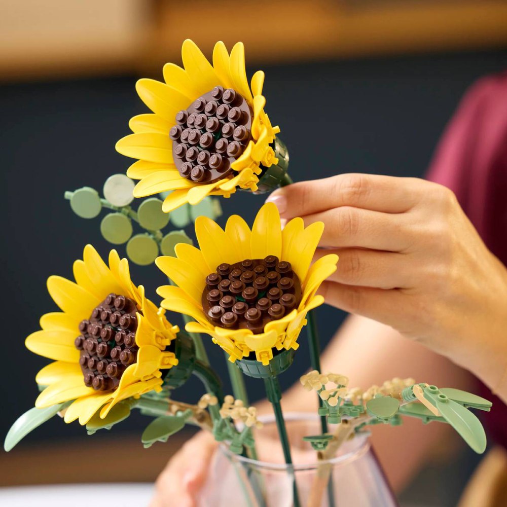 Замовити Конструктор LEGO Botanicals Букет соняшників 686 ел (11502)