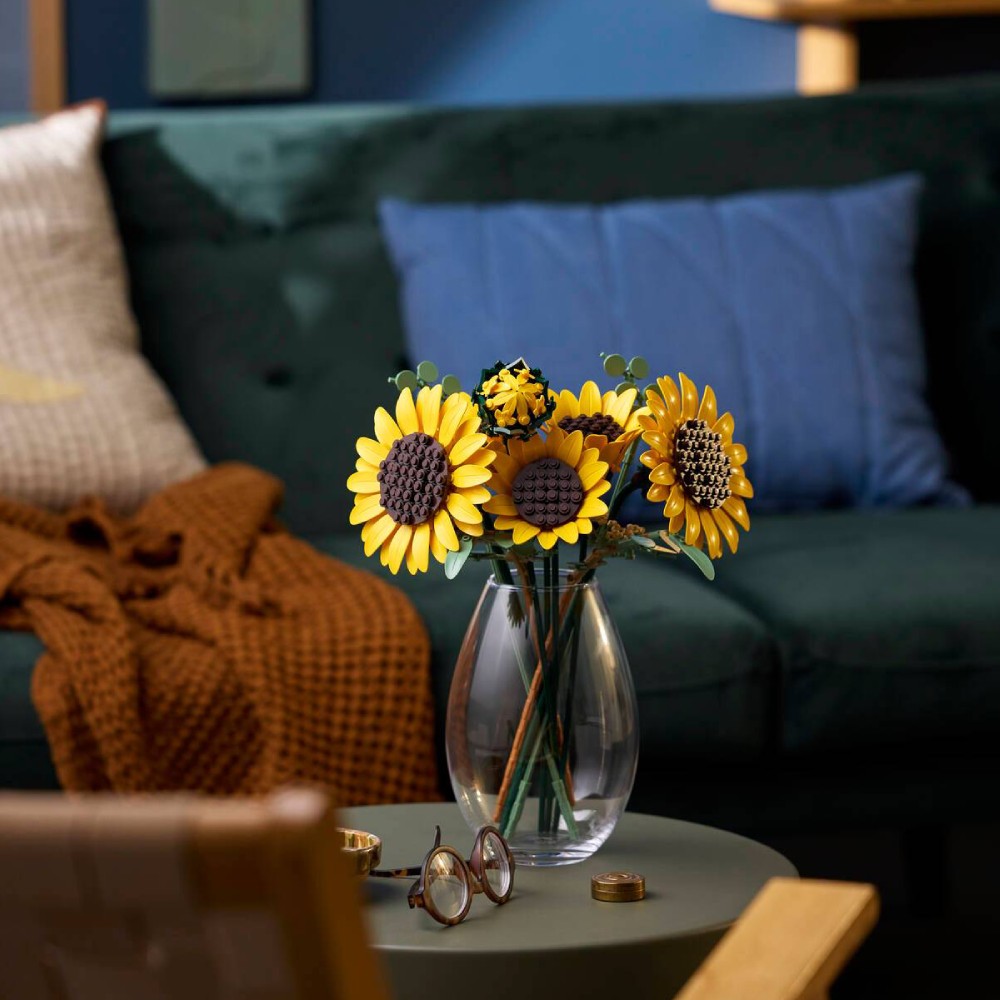 Огляд Конструктор LEGO Botanicals Букет соняшників 686 ел (11502)