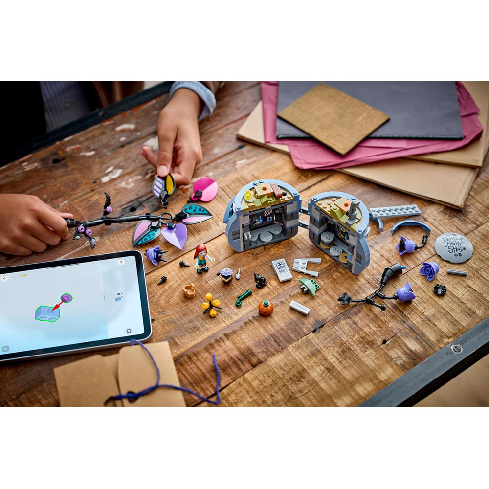 В Украине Конструктор LEGO Disney Classic Цветочный горшок Салли 346 деталей (43288)