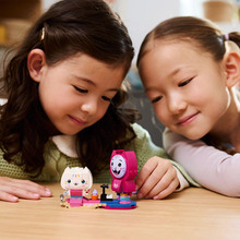 Конструктор LEGO Gabby's Dollhouse Друзі-кішки Габбі з кубиків 324 деталі (11215)