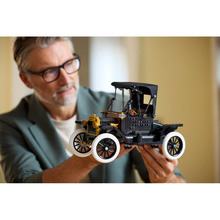 Конструктор LEGO Icons Ford Model T 1060 деталей (11376)