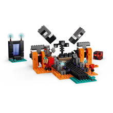 Конструктор LEGO Minecraft Битва за Візер 494 деталі (21590)