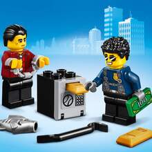 Конструктор LEGO City Арест на шоссе 185 деталей (60242)